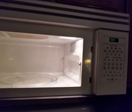 Microwave! Built in Microwave Oven!